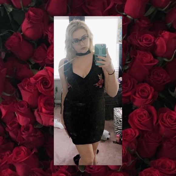 Mickey and Joey Black Body Dress - Picture 1 of 3